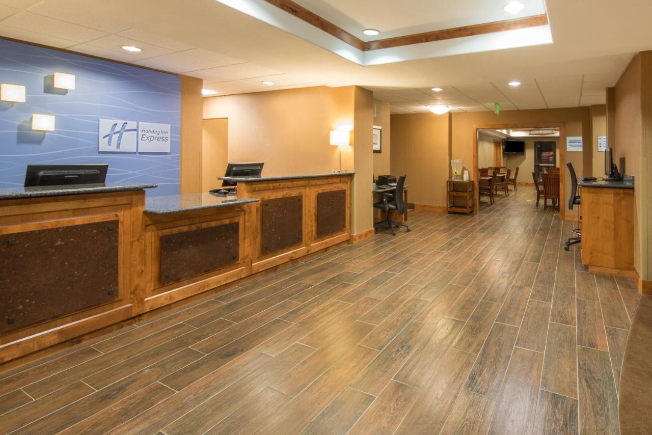 Holiday Inn Express & Suites Douglas By Ihg Exterior foto